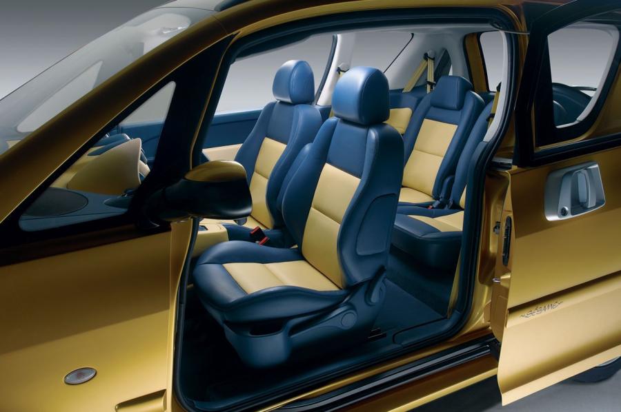  Peugeot Promethee 2000 года  (фото 4 из 7)